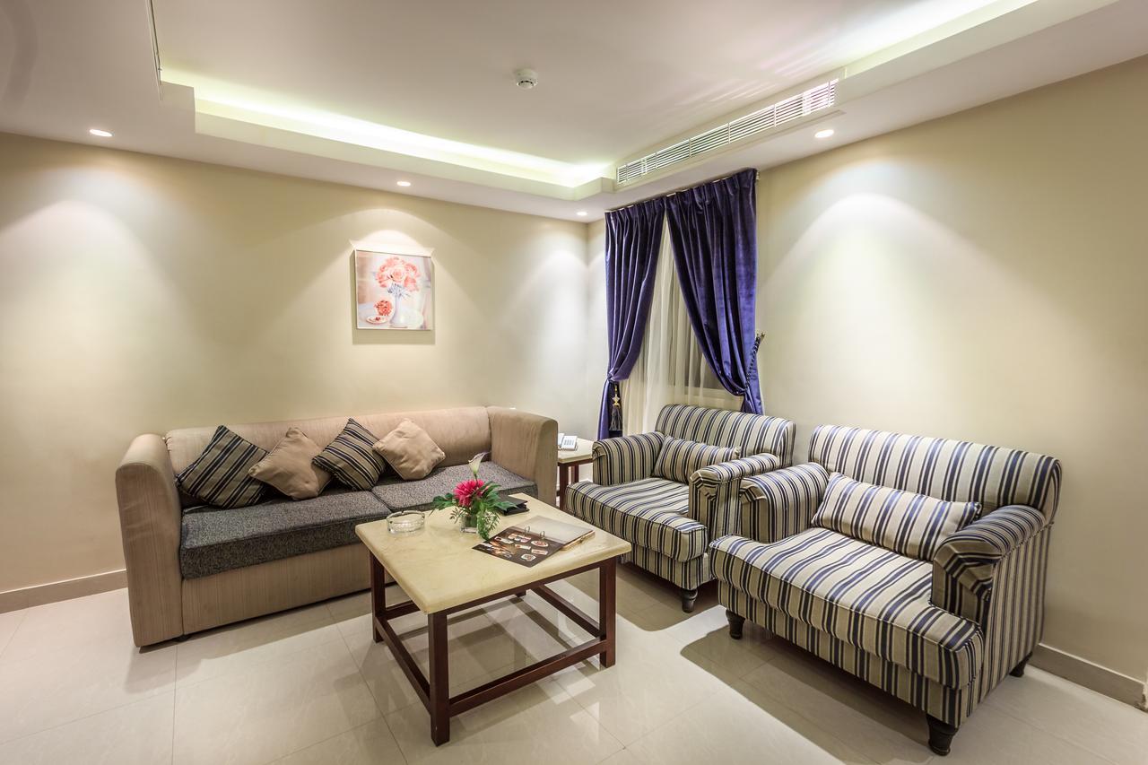 Al Muhaidb Al Olaya Suites Riyadh Ngoại thất bức ảnh